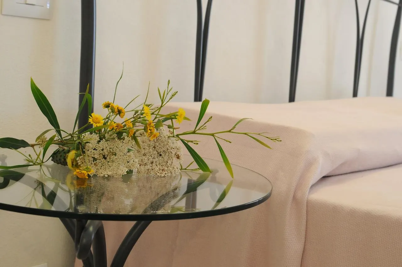 Il Sole Del Genarbi Bed and Breakfast Carloforte